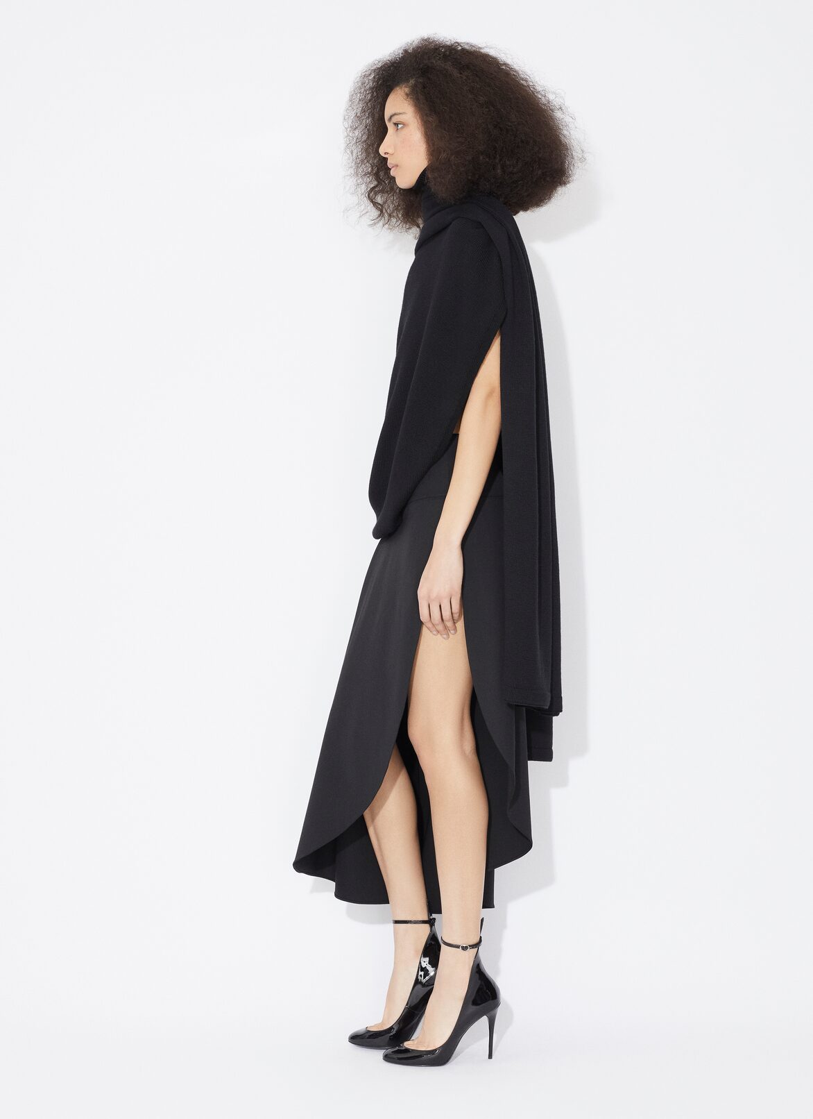MERINO WOOL KNIT SCARF ALAÏA BLACK MERINO WOOL KNIT SCARF